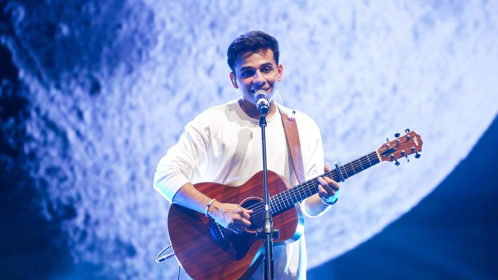 Anuv Jain